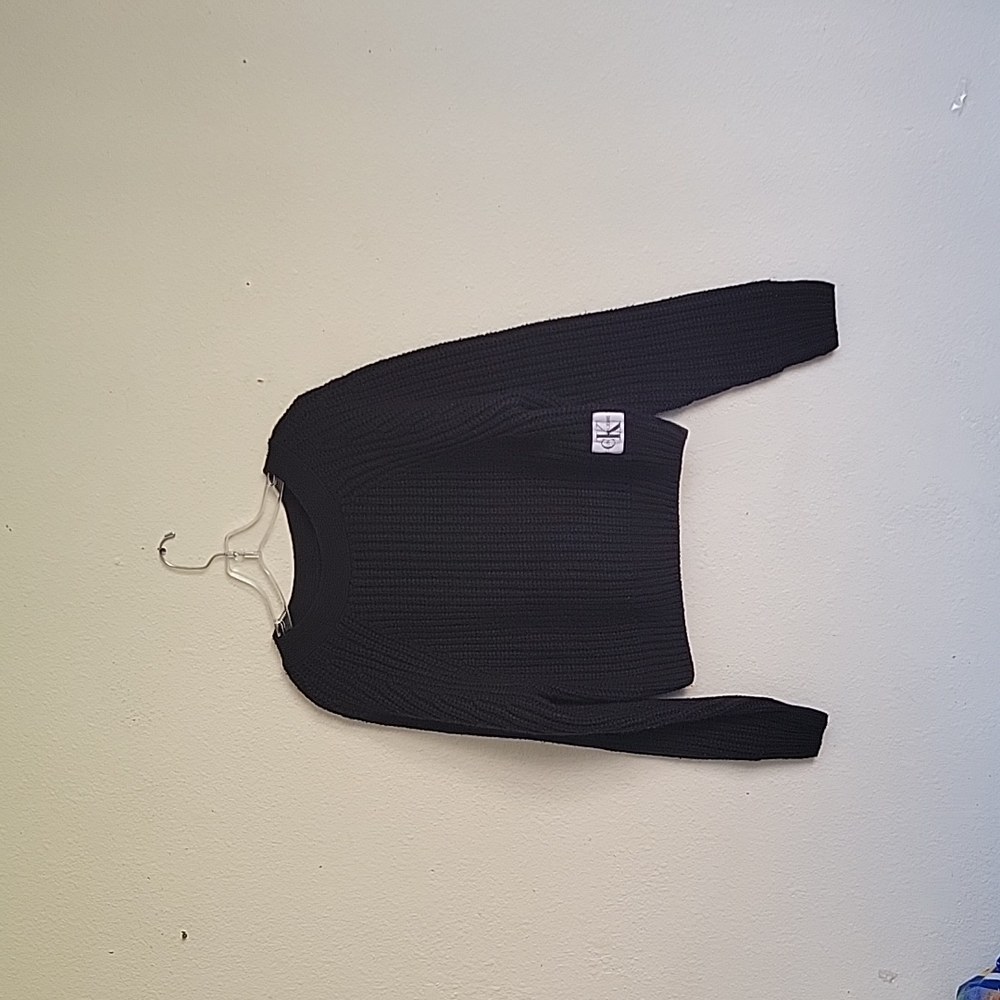 CALVIN KLEIN JEANS knit roundneck sweater size s/p/ch color black